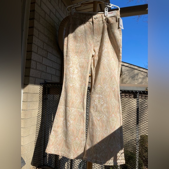 Wrangler High Rise Fierce Flare Paisley Colorful Print Cotton Jeans Size 8 29/32 - Picture 4 of 16